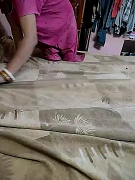 Snapshot of COUPLLE_VILLAGE chatting on 18, 10, 2025 COUPLLE VILLAGE online show from 18, 10, 2025