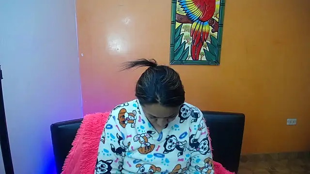 daleska ayala 1 online show from 2, 1, 2025