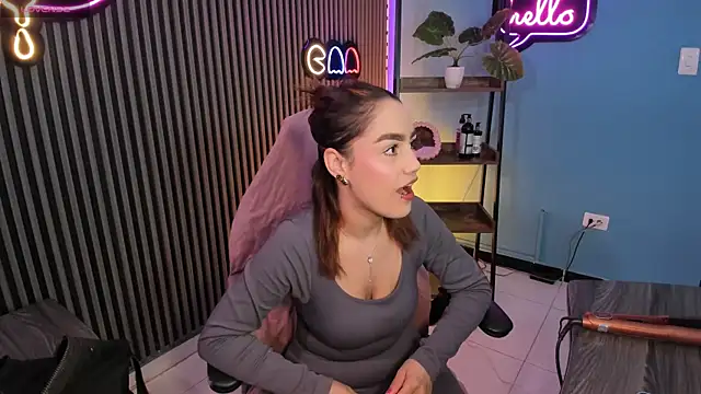 emily roberts1 online show from 30, 10, 2025