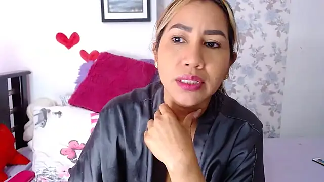 Snapshot of vanessa_cute1 chatting on 17, 2, 2026 vanessa cute1 online show from 17, 2, 2026