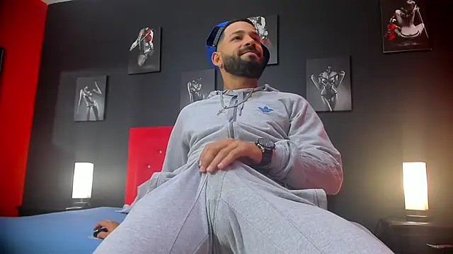 Thiagogomez online show from 20, 2, 2025