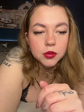 Snapshot of VictoriaLaFleur chatting on 3, 2, 2025 VictoriaLaFleur online show from 3, 2, 2025