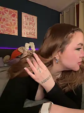 Snapshot of VictoriaLaFleur chatting on 17, 5, 2026 VictoriaLaFleur online show from 17, 5, 2026