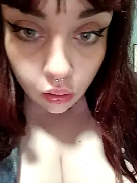 Snapshot of persefone97 chatting on 27, 2, 2025 persefone97 online show from 27, 2, 2025