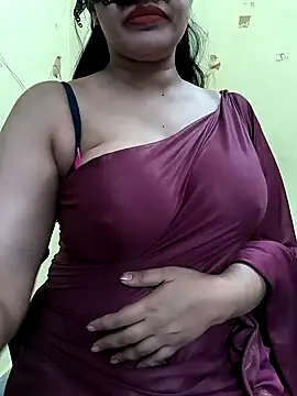 Snapshot of lovely_zara chatting on 7, 2, 2025 lovely zara online show from 7, 2, 2025