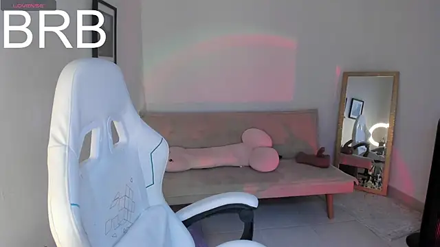 sweet pink  online show from 9, 5, 2026