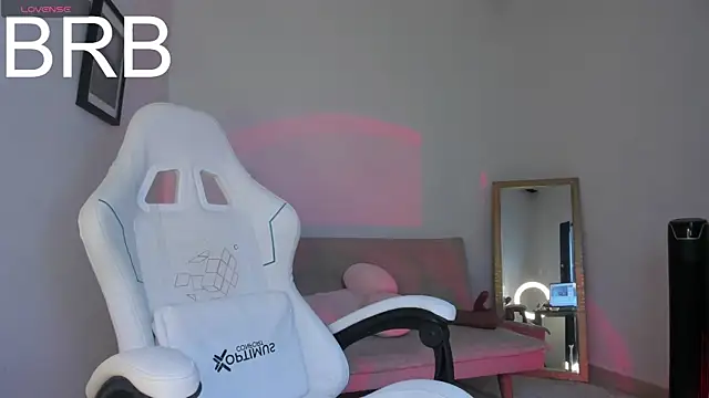 sweet pink  online show from 11, 5, 2026