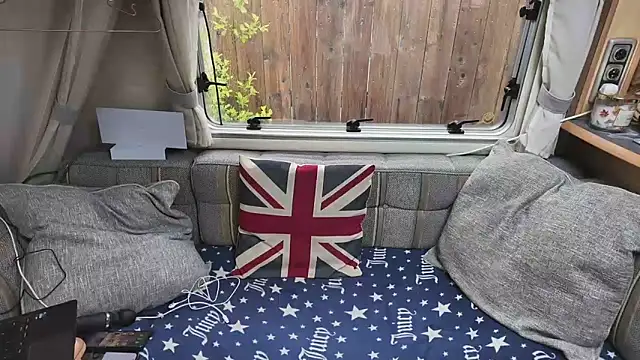 British  Rosie online show from 19, 5, 2026