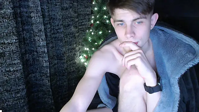 Snapshot of Student_Oliver chatting on 8, 1, 2026 Student Oliver online show from 8, 1, 2026