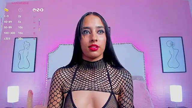 Snapshot of charlotte_kisss chatting on 12, 9, 2025 charlotte kisss online show from 12, 9, 2025