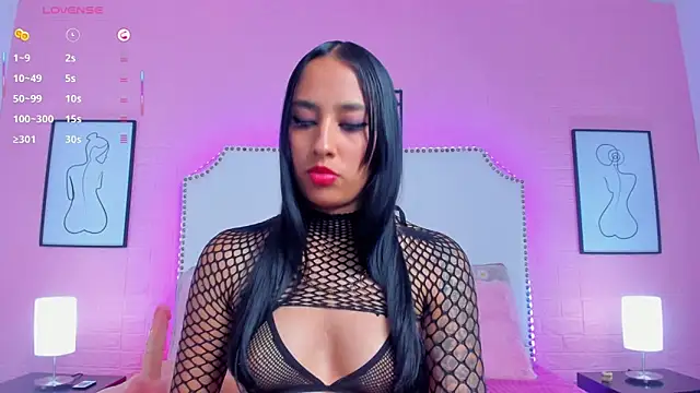 Snapshot of charlotte_kisss chatting on 13, 11, 2025 charlotte kisss online show from 13, 11, 2025