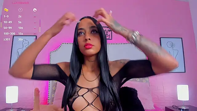 Snapshot of charlotte_kisss chatting on 20, 11, 2025 charlotte kisss online show from 20, 11, 2025