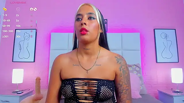 charlotte kisss online show from 28, 6, 2026