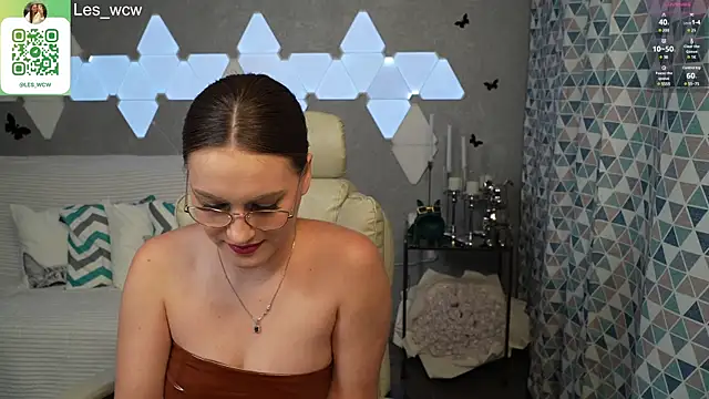 HarleyDeess online show from 2, 2, 2025