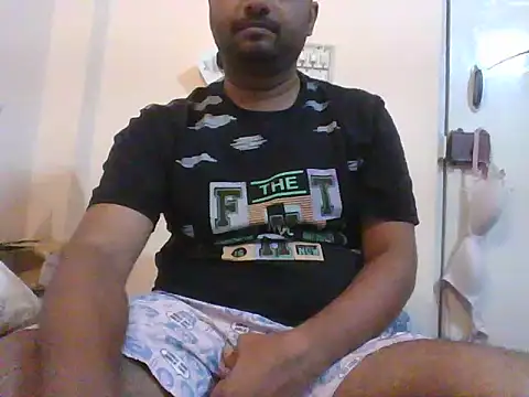 Snapshot of Nunnu_0 chatting on 31, 10, 2025 Nunnu 0 online show from 31, 10, 2025