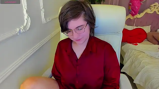 Lily Marlin online show from 19, 4, 2026