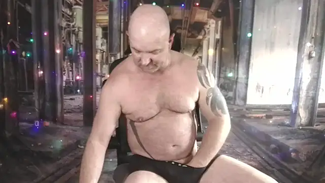 ManlyPrisonGuy online show from 22, 10, 2025