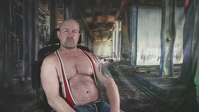 Snapshot of ManlyPrisonGuy chatting on 7, 4, 2026 ManlyPrisonGuy online show from 7, 4, 2026