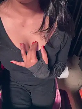 sexy-simmy online show from 12, 2, 2026