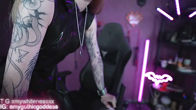 amywhitenessxx online show from 11, 5, 2026