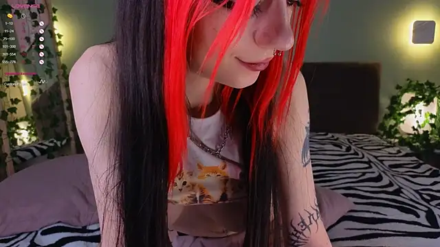 TristaRoht online show from 11, 1, 2025