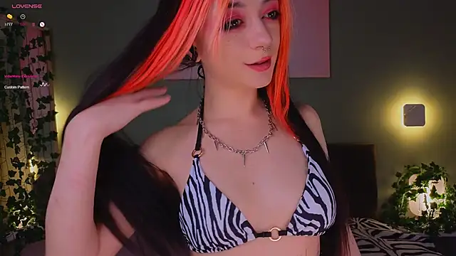 TristaRoht online show from 19, 1, 2025