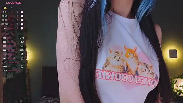 TristaRoht online show from 10, 3, 2025