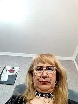 Snapshot of koroleva70 chatting on 25, 4, 2026 koroleva70 online show from 25, 4, 2026