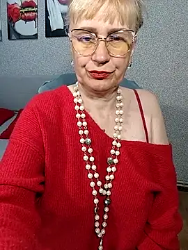 Snapshot of koroleva70 chatting on 28, 5, 2026 koroleva70 online show from 28, 5, 2026