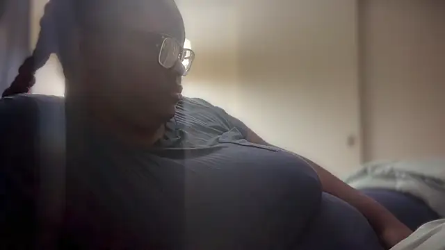 Yagurl  west online show from 27, 12, 2024