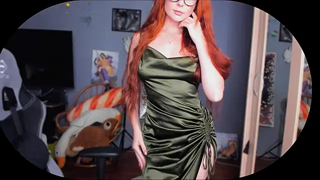 Snapshot of KlementinaBbG chatting on 4, 12, 2024 KlementinaBbG online show from 4, 12, 2024