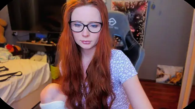 Snapshot of KlementinaBbG chatting on 27, 2, 2025 KlementinaBbG online show from 27, 2, 2025