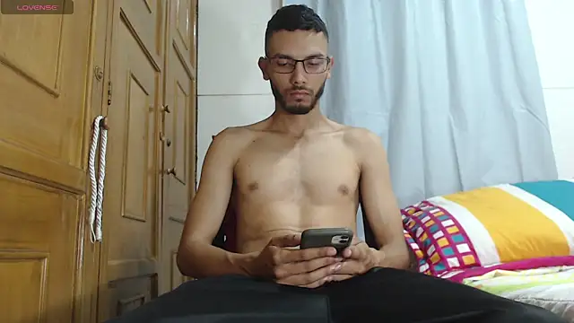 russthiago online show from 9, 5, 2026