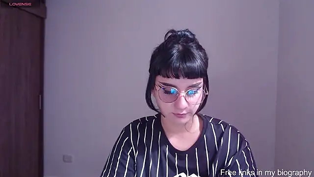 Snapshot of A_LittlePrinces chatting on 20, 2, 2025 A LittlePrinces online show from 20, 2, 2025