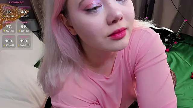 Snapshot of __KawaiiYuki__ chatting on 23, 12, 2024 KawaiiYuki online show from 23, 12, 2024