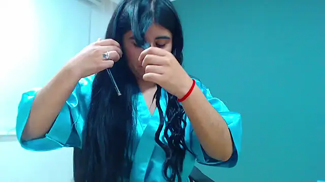 Snapshot of danna-_roouss chatting on 10, 10, 2025 danna- roouss online show from 10, 10, 2025