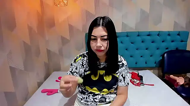 AdaFawxx online show from 30, 4, 2026