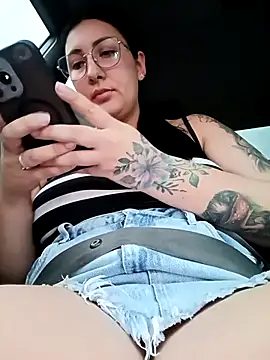 my-kitty online show from 12, 11, 2025