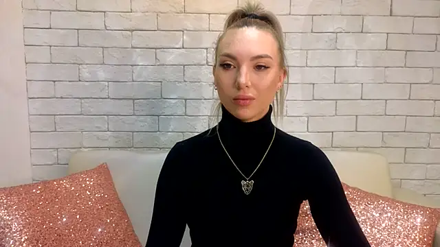 MiaMinx online show from 4, 2, 2025