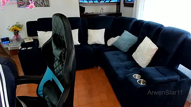 Doll troy online show from 27, 2, 2025