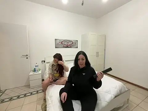 Snapshot of Chloe_Ricci chatting on 11, 1, 2025 Chloe Ricci online show from 11, 1, 2025