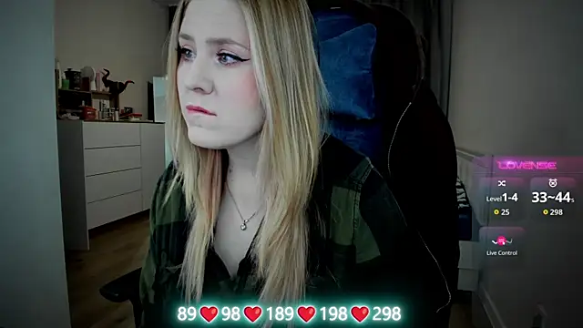 Olivia Munk online show from 2, 10, 2025