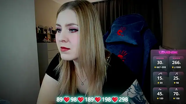 Olivia Munk online show from 25, 10, 2025