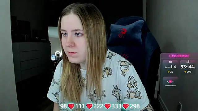 Olivia Munk online show from 11, 2, 2026