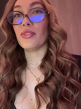 Snapshot of MichelleFerry_ chatting on 16, 3, 2025 MichelleFerry online show from 16, 3, 2025