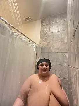 Snapshot of bbwredhead chatting on 1, 11, 2025 bbwredhead online show from 1, 11, 2025