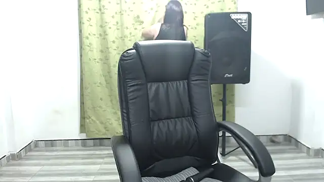 LAURA CRAIZY online show from 28, 3, 2026