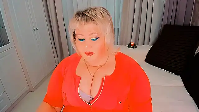 BIGTITSBBW online show from 31, 12, 2024