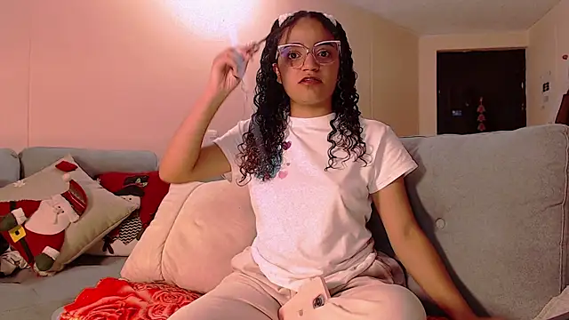 Snapshot of DAHLIA_BROWNIE chatting on 7, 1, 2026 DAHLIA BROWNIE online show from 7, 1, 2026