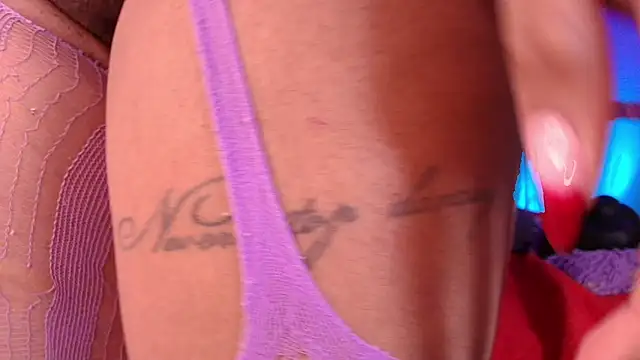 jones maddy  online show from 27, 2, 2026